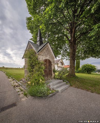 Gemeinde Tyrlaching Landkreis Altötting Weg Kapelle nach Rainbichl (Dirschl Johann) Deutschland AÖ